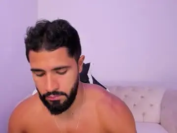 Chaturbate Sex Chat of santiago_huntt