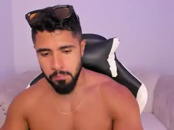 Chaturbate Adult Webcams of santiago_huntt