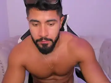 Chaturbate Free Live Porn of santiago_huntt