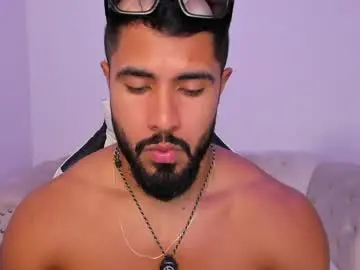 Chaturbate Best live sex cam show of santiago_huntt
