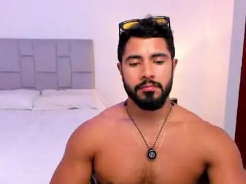 Chaturbate Private Sex Chat of santiago_huntt