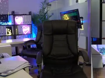 Chaturbate Live Sex Cam of babesgowild