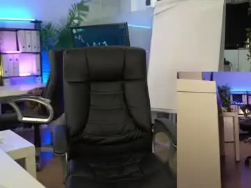 Chaturbate Live Sex Cam of babesgowild