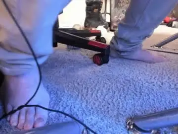 Chaturbate Live Sex Cam of brutalmaster1983