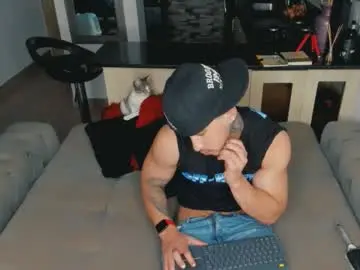 Chaturbate Live Sex Cam of dammianmilleroficial