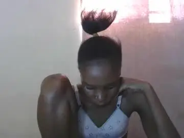 Chaturbate Adult Video Chat of sweetpetite254