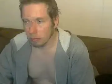 Chaturbate Live Sex Cam of 2small4you83