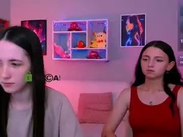 Chaturbate Live Sex of caroline_honeyy