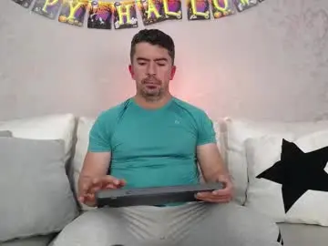 Chaturbate Free Porn Cam of juank_fit45