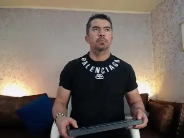 Chaturbate Live Sex of juank_fit45