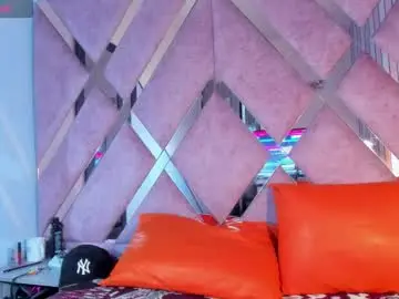 Chaturbate Free Live Porn of meghanqueen__