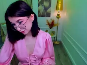 Chaturbate Live Sex Cam of mellsawertyq