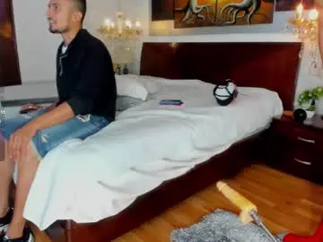 Chaturbate Live Sex Cam of valentinos_