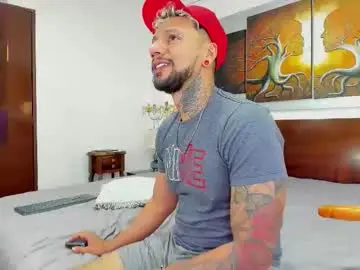 Chaturbate Adult Webcam of valentinos_