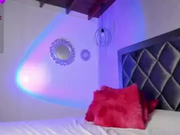 Chaturbate Adult Video Chat of valeria_castellano_