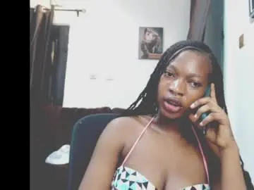 Chaturbate Live Sex Cam of cumebony_petit