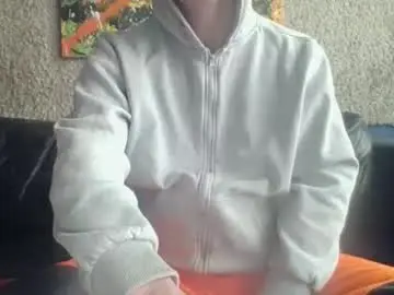 Chaturbate Sex Cam of handsomeguy4ever