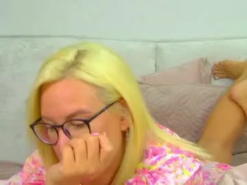 Chaturbate Sex Cam of marianeumann