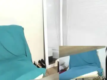 Chaturbate Live Sex of nyomi_browm