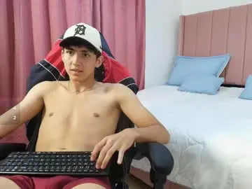 Chaturbate Sex Cam of valentino_rey