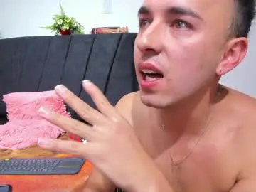 Chaturbate Live Sex of big_dicktop23