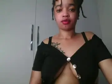 Chaturbate Live Sex Cam of sexymel022