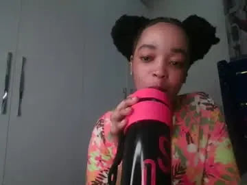 Chaturbate Free Porn Cam of sexymel022