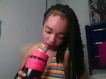 Chaturbate Adult Video Chat of sexymel022