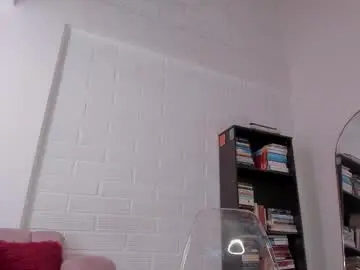 Chaturbate Best live sex cam show of cristal_roberts_