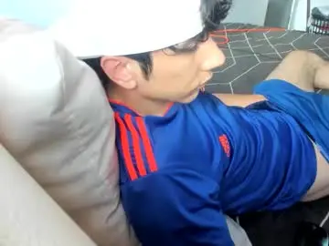 Chaturbate Live Sex Cam of austin1119a