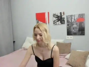 Chaturbate Adult Video Chat of brightly_heizer