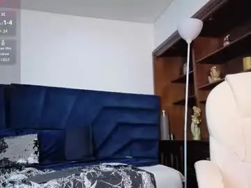 Chaturbate Live Sex Cam of mariagh_