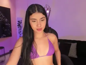 Chaturbate Free Porn Cam of mialaurence_