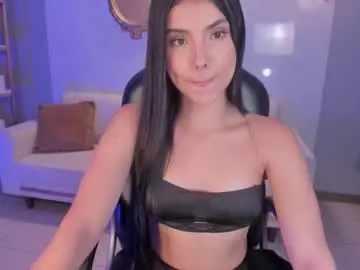 Chaturbate Live Sex of mialaurence_