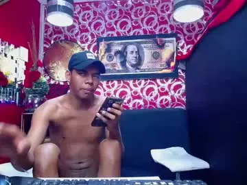 Chaturbate Free Live Porn of morenoblack23cm