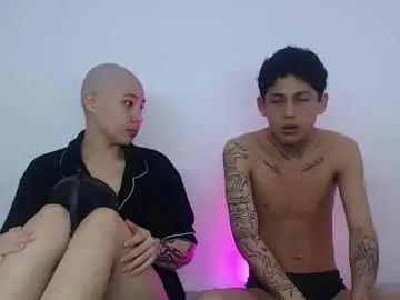 Chaturbate Adult Video Chat of sebas_and_mila