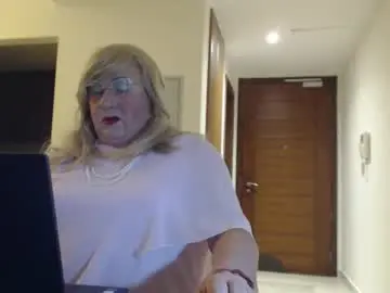 Chaturbate Sex Cam of suzannebanci