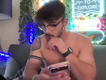 Chaturbate Live Sex Cam of dohmerboyz