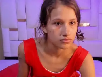 Chaturbate Best live sex cam show of emmapetty