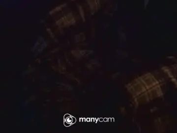 Chaturbate Live Sex Cam of evilshadow41