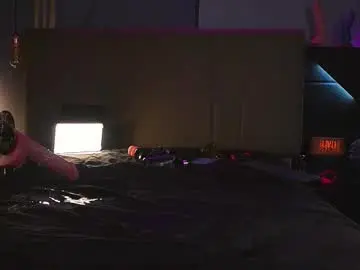 Chaturbate Free Porn Cam of samuelboytattoo