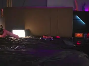 Chaturbate Live Porn of samuelboytattoo