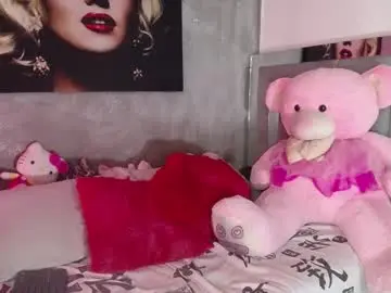 Chaturbate Live Sex Cam of solange_koi