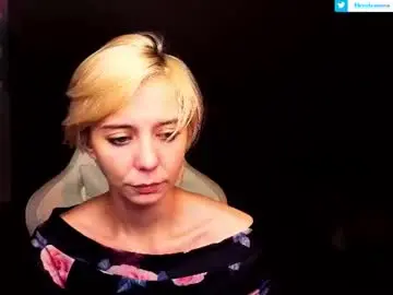 Chaturbate Sex Cam of blond_ice_ann