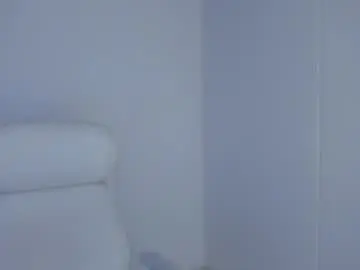 Chaturbate Live Sex Cam of dominique_21x