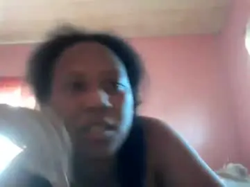 Chaturbate Adult Video Chat of eirondra_valeen