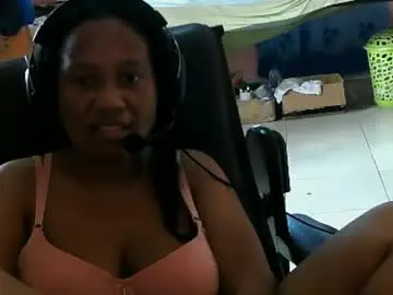 Chaturbate Live Porn of eirondra_valeen