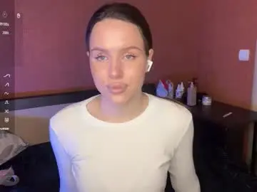 Chaturbate Adult Video Chat of lezlieimeson