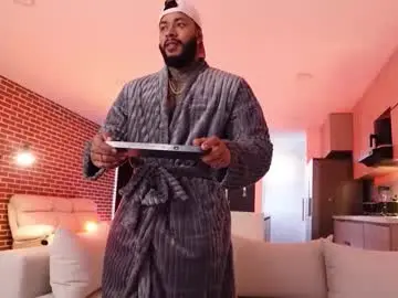 Chaturbate Best live sex cam show of muscle_man19