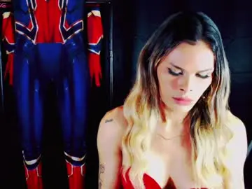 Chaturbate Live Sex Cam of silent_angell
